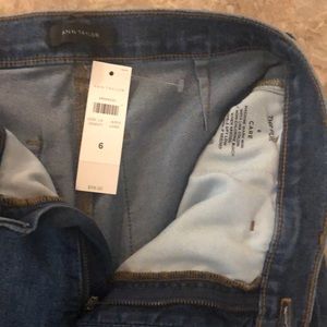 Brand New!! Ann Taylor 6L high rise flare jeans